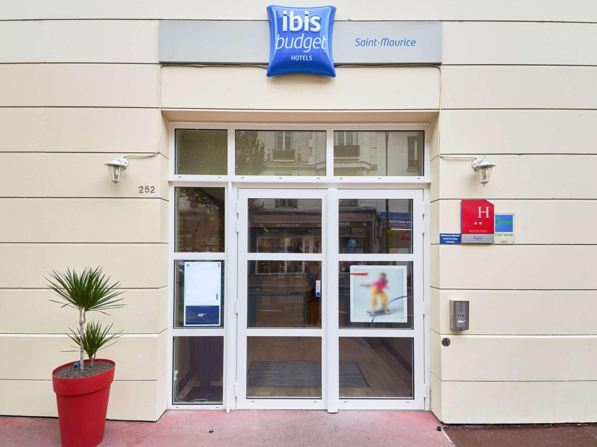 Ibis Budget Saint-Maurice Hotel Eksteriør billede